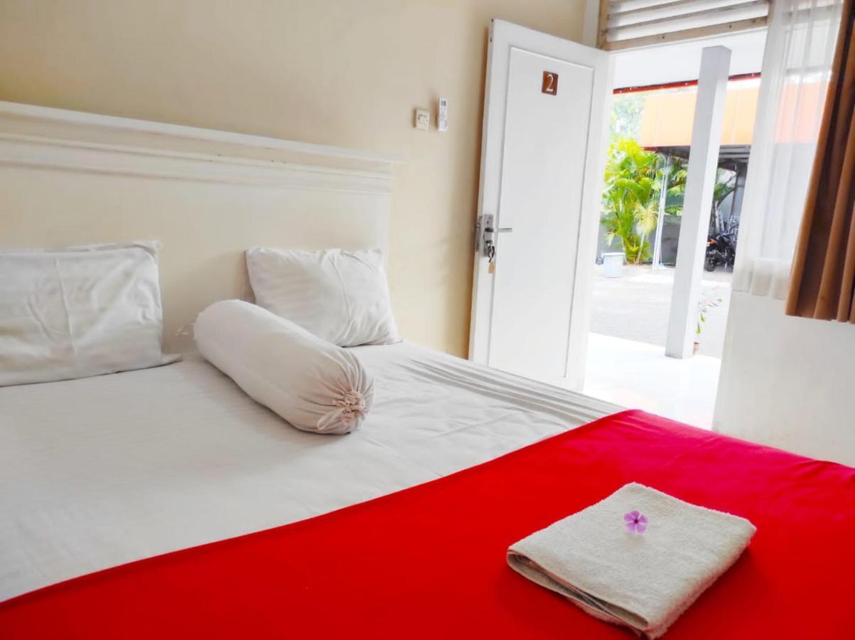 Ratu Guesthouse Слеман Экстерьер фото